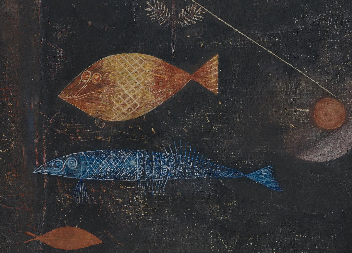 Detail 4: Gold and blue fish on the right in Fish Magic